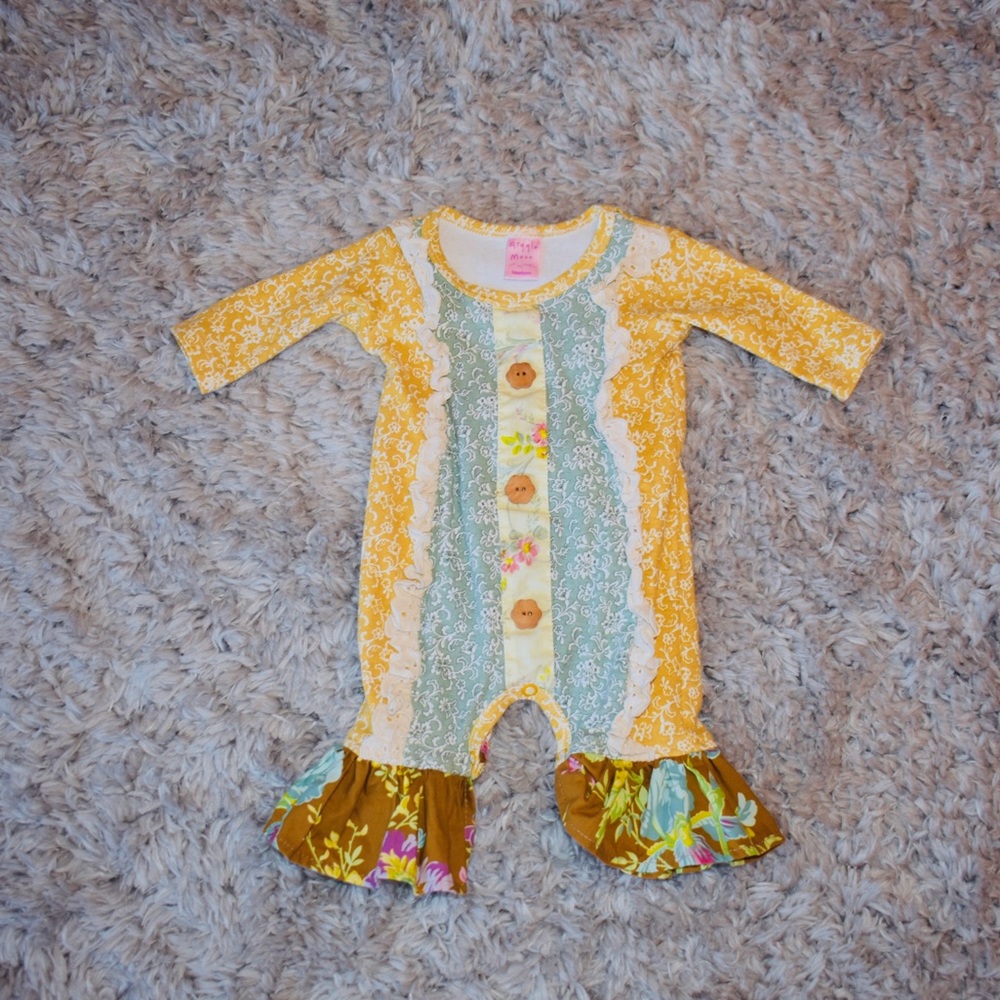 Giggle Moon Newborn Outfit